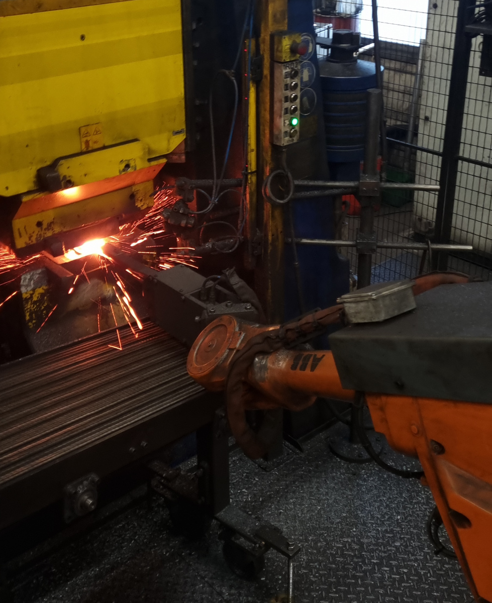 Forge Robotisée Marteau pilon Forge Robotisée Marteau pilon